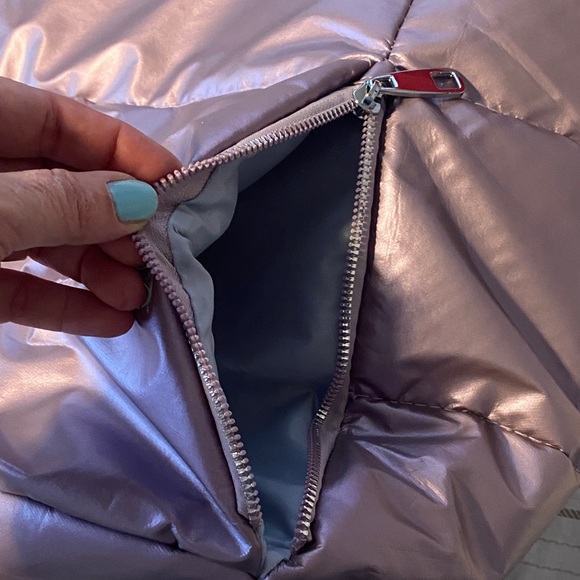 Purple Puffer Travel Bag - Picture 3 of 8